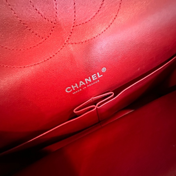 Chanel Maxi Patent - Picture 4 of 12